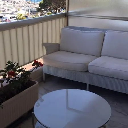 De Standing Face A La Mer Avec Vue Exceptionnelle Sur Les Iles De Lerins Apartment Mandelieu-la-Napoule