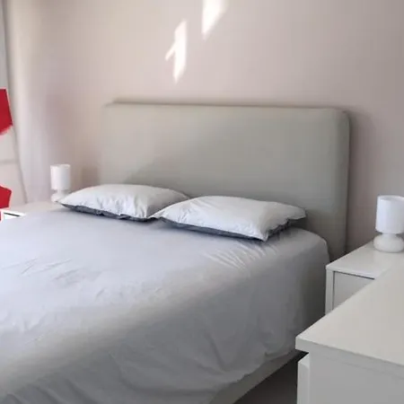 De Standing Face A La Mer Avec Vue Exceptionnelle Sur Les Iles De Lerins Apartment *